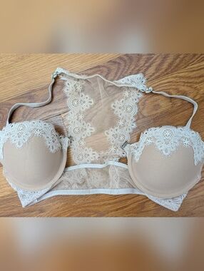 Victoria's Secret Dream Angels Underwire Lined Lace Demi Front Clasp Push-Up Bra